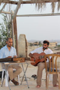 צלילים מהלב 4